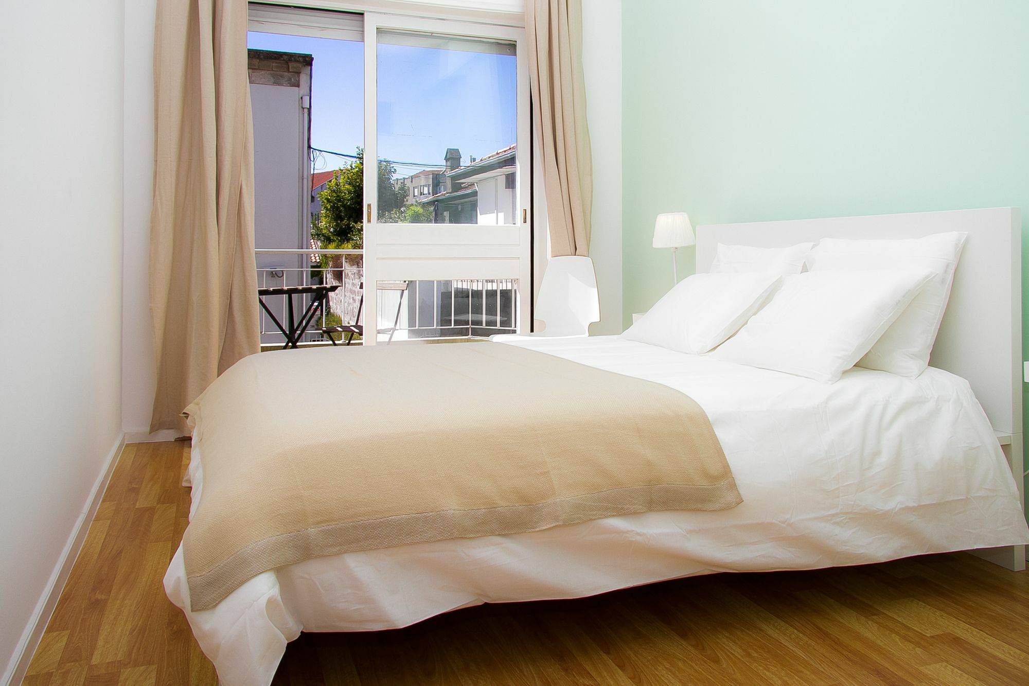 Liiiving In | Downtown Delight Appartement *