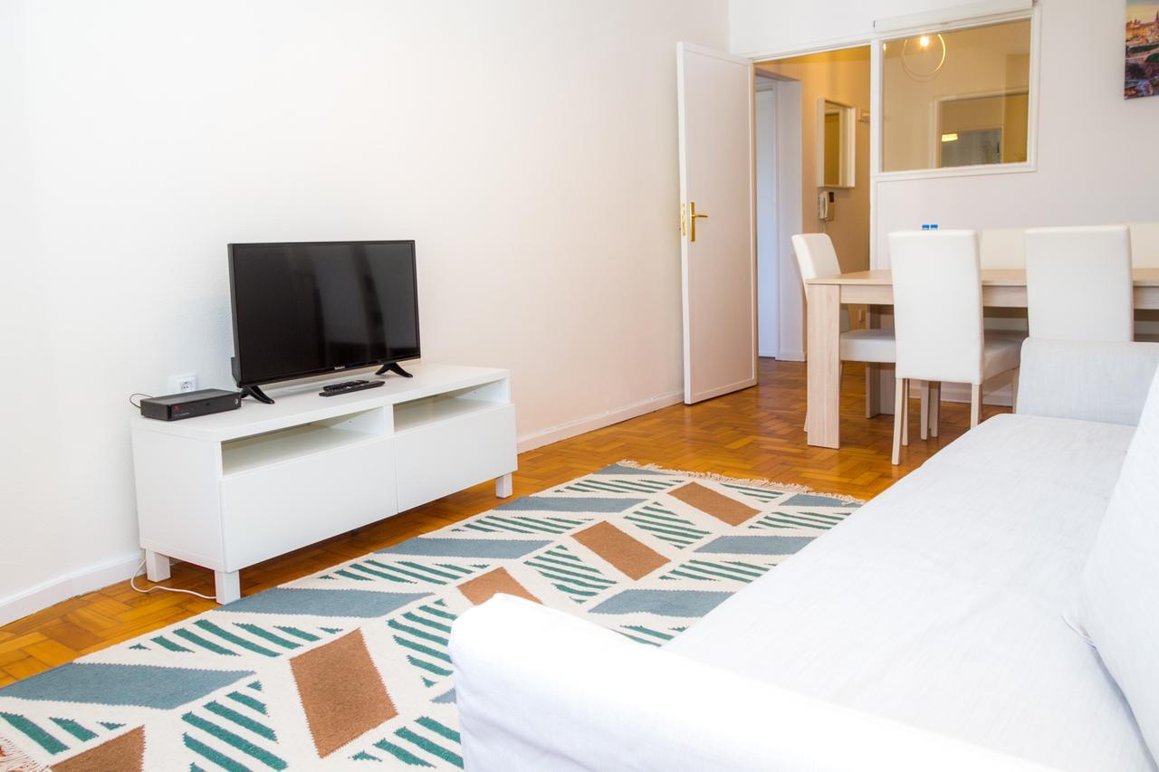 Liiiving In | Downtown Delight Apartamento *